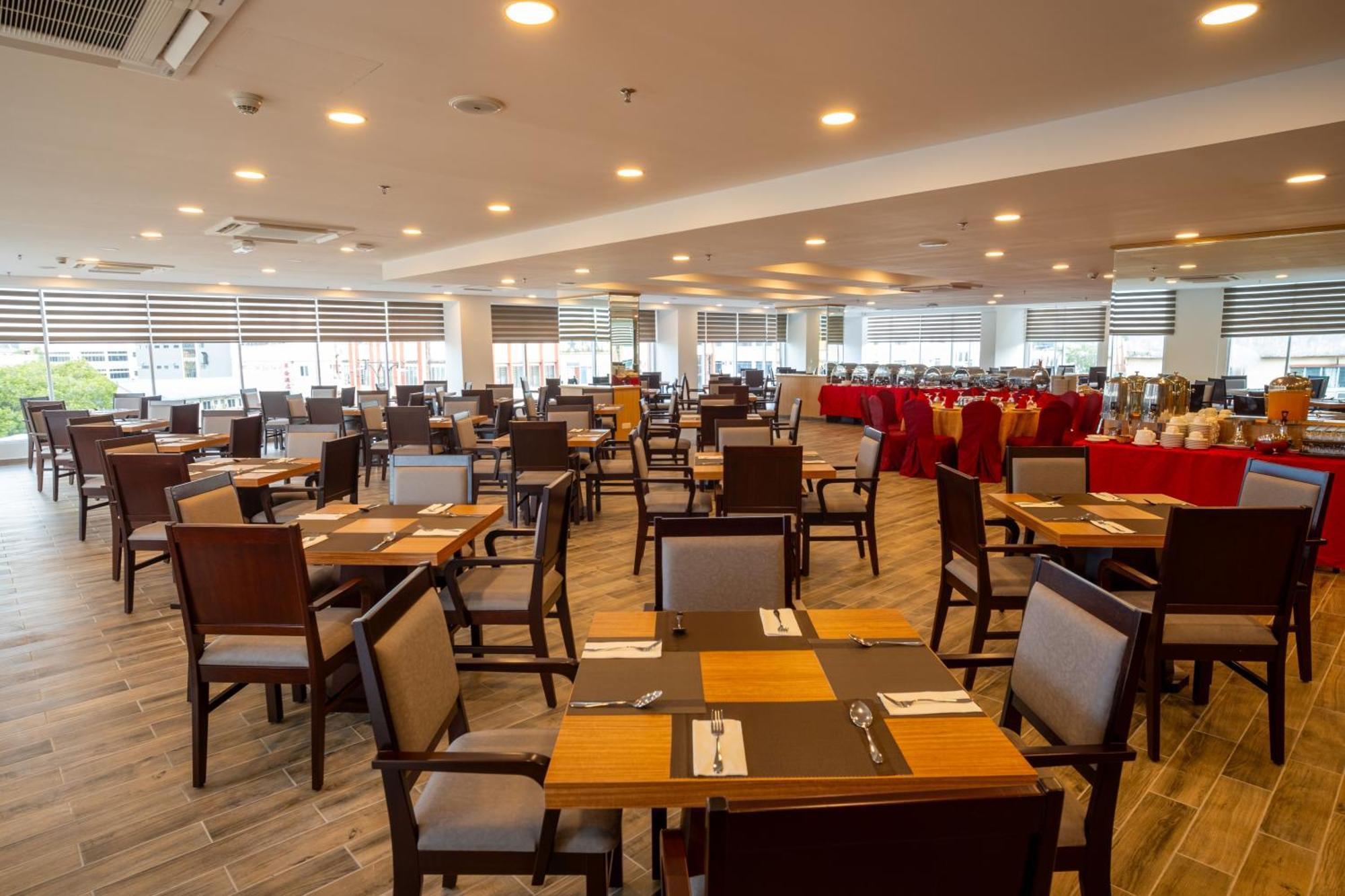 City Rise Hotel Miri Eksteriør billede